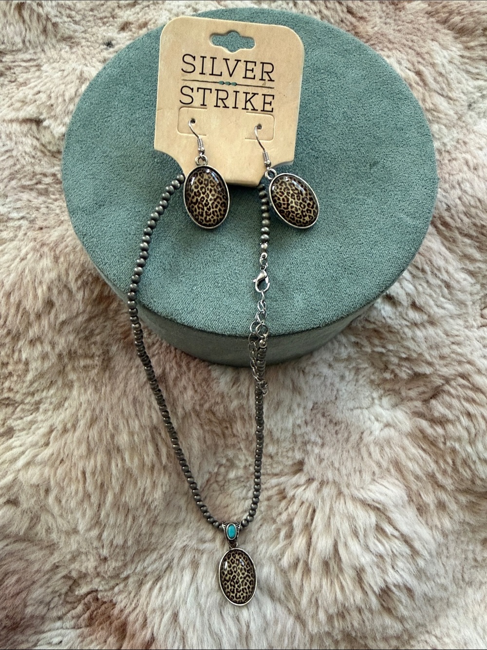 Silver Strike Leopard Print Necklace & Earrings Set Western Boho